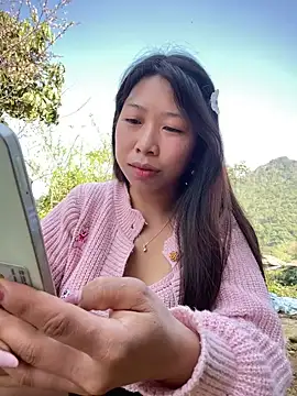 Snapshot of Mayly_lucky2 chatting on March 1, 2026, 8:25 am Mayly lucky2 online show from March 1, 2026, 8:25 am