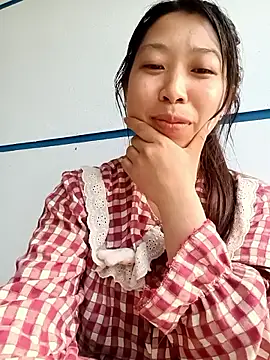 Mayly lucky2 online show from May 17, 2026, 10:48 am