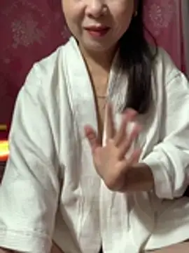 -Mery- online show from March 9, 2026, 8:01 pm