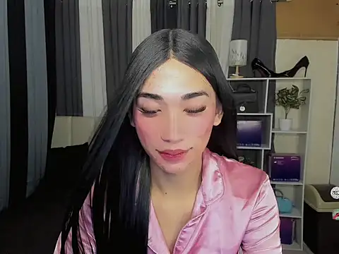 FyangFoxx online show from May 8, 2026, 5:50 pm