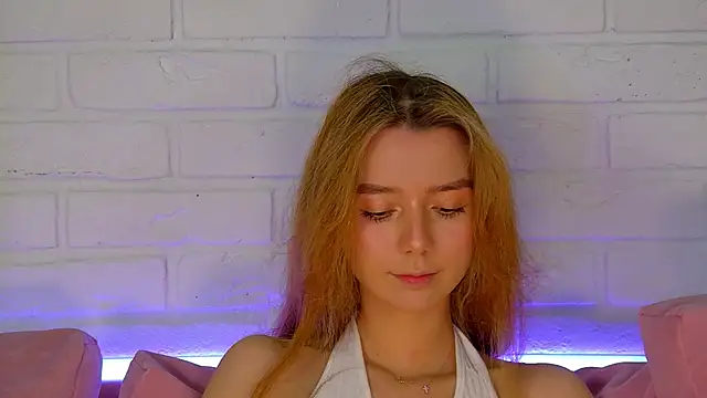 VanessaVienne online show from March 1, 2026, 4:29 pm