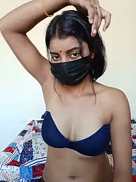 Erotic-Girl online show from May 26, 2026, 10:24 am