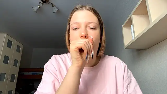 JammieMickiewicz online show from January 14, 2026, 8:29 am