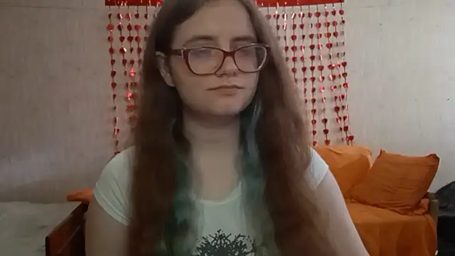 Miyabeee online show from July 23, 2026, 3:19 pm