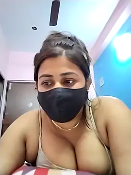 pinkihot23 online show from March 11, 2026, 6:13 pm