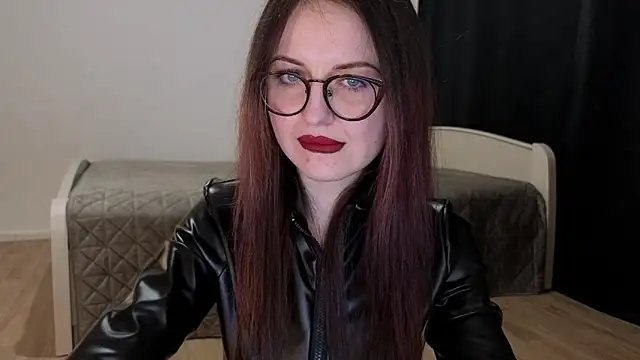 Satin Sin online show from March 28, 2026, 6:42 pm