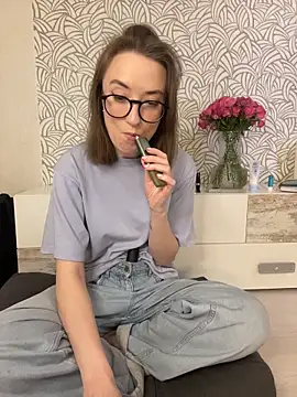 Persephone Kore online show from February 5, 2026, 5:42 pm