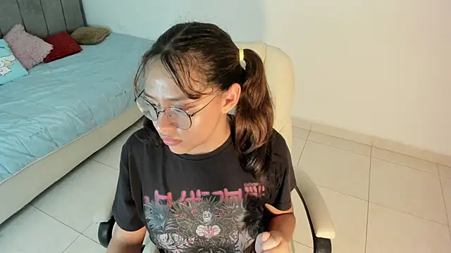 Snapshot of rosse_taylorx1 chatting on April 30, 2026, 7:21 pm rosse taylorx1 online show from April 30, 2026, 7:21 pm