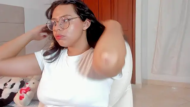 Snapshot of rosse_taylorx1 chatting on January 16, 2026, 11:47 am rosse taylorx1 online show from January 16, 2026, 11:47 am