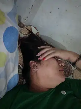 PatriciaGrajales online show from April 16, 2026, 11:44 am