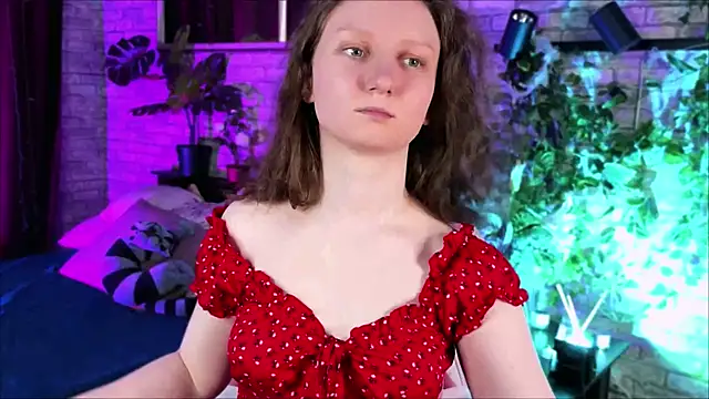 SunshineBlaze online show from April 17, 2026, 5:32 am