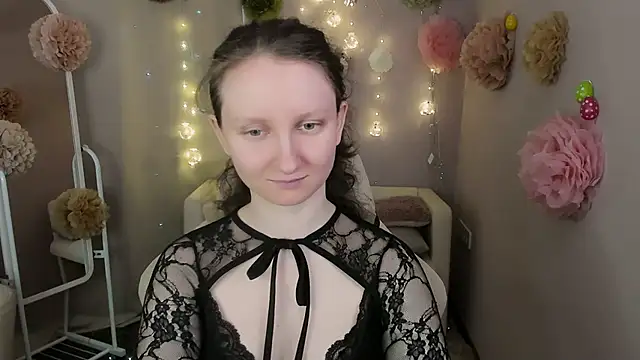 Snapshot of SunshineBlaze chatting on May 27, 2026, 1:40 pm SunshineBlaze online show from May 27, 2026, 1:40 pm