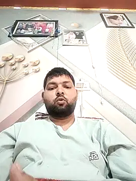 Pulkeet1433 online show from February 8, 2026, 10:13 am