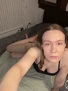 Snapshot of midnight_ballerina_ chatting on January 31, 2026, 7:12 pm midnight ballerina online show from January 31, 2026, 7:12 pm