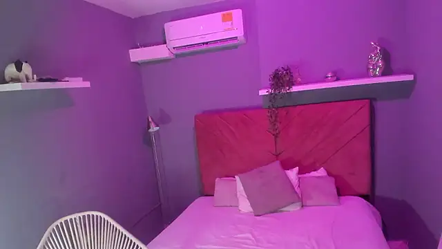 ambar muse online show from February 19, 2026, 7:55 pm