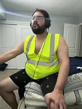 Snapshot of bottombeargaming chatting on January 17, 2026, 11:41 pm bottombeargaming online show from January 17, 2026, 11:41 pm