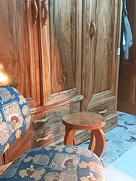 Snapshot of Myna_999 chatting on February 13, 2026, 1:27 am Myna 999 online show from February 13, 2026, 1:27 am