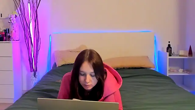 Snapshot of Santythousand chatting on February 6, 2026, 6:26 pm Santythousand online show from February 6, 2026, 6:26 pm