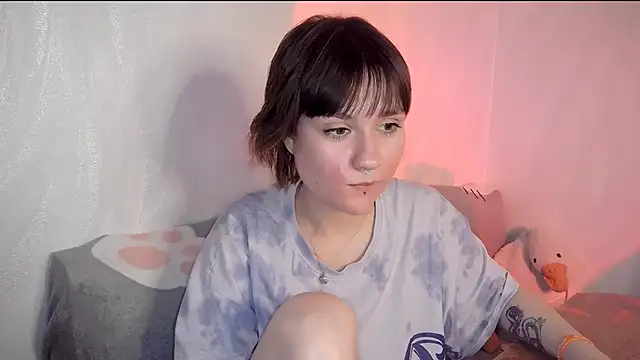 Snapshot of UwuJudy_Osas chatting on February 19, 2026, 12:57 pm UwuJudy Osas online show from February 19, 2026, 12:57 pm