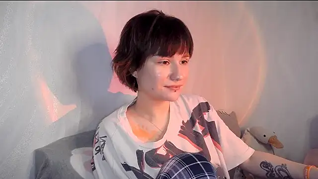 Snapshot of UwuJudy_Osas chatting on February 24, 2026, 11:11 am UwuJudy Osas online show from February 24, 2026, 11:11 am