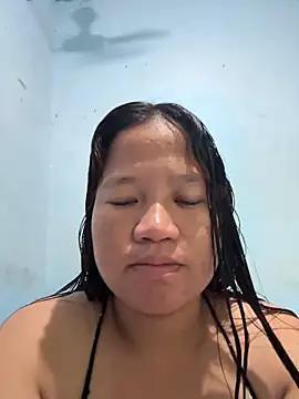 Snapshot of Hottie_Pussy chatting on April 4, 2026, 2:29 am Hottie Pussy online show from April 4, 2026, 2:29 am