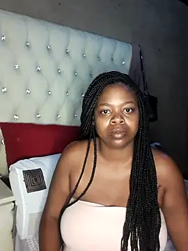 Snapshot of bigboobylicious chatting on January 12, 2026, 8:15 pm bigboobylicious online show from January 12, 2026, 8:15 pm