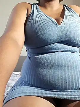 bigboobylicious online show from June 1, 2026, 1:33 pm