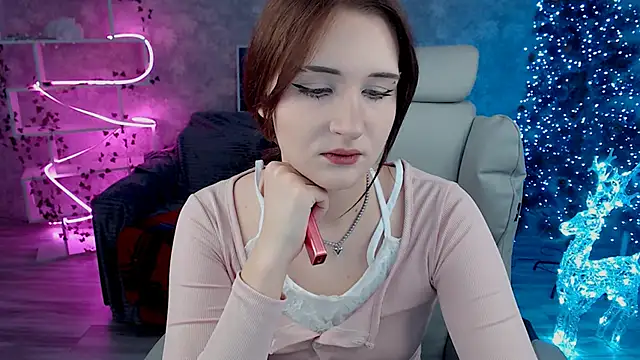 ellisjoyy online show from January 13, 2026, 2:32 pm