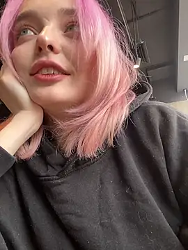 aka Blonde online show from March 10, 2026, 7:12 am