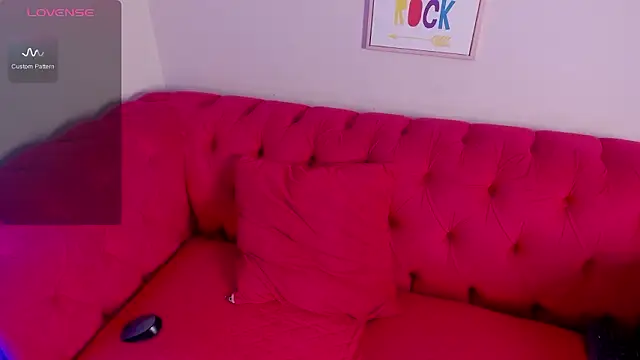 Snapshot of Lara_reynolds_ chatting on February 10, 2026, 4:50 pm Lara reynolds online show from February 10, 2026, 4:50 pm