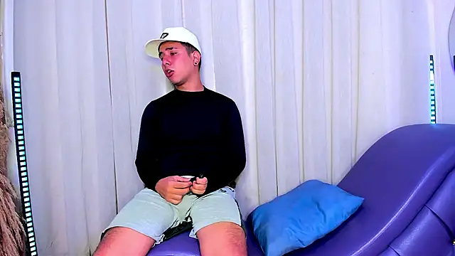 Yourslust pleasure online show from January 15, 2026, 12:41 pm