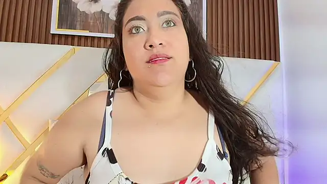 Stacy Gomez  online show from January 14, 2026, 11:58 am