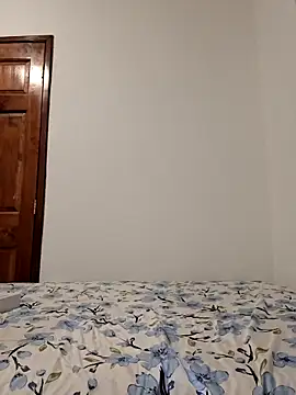 jade03  online show from February 13, 2026, 7:36 pm