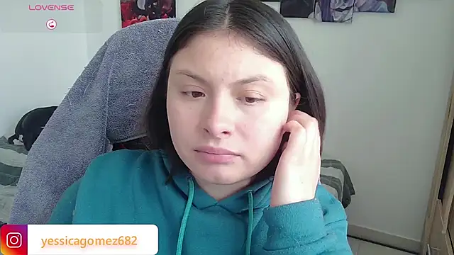 yessica gomez01 online show from February 18, 2026, 1:51 pm