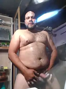 Snapshot of Guanatos13 chatting on March 17, 2026, 10:02 pm Guanatos13 online show from March 17, 2026, 10:02 pm