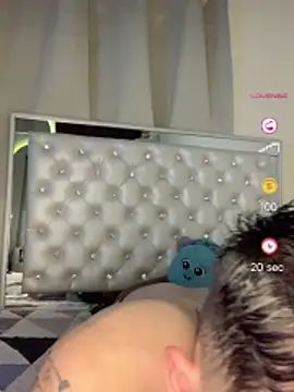 Snapshot of _Ander_Xx chatting on May 29, 2026, 6:52 am Ander Xx online show from May 29, 2026, 6:52 am