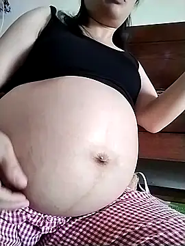 Snapshot of Aurora206 chatting on March 2, 2026, 7:26 am Aurora206 online show from March 2, 2026, 7:26 am