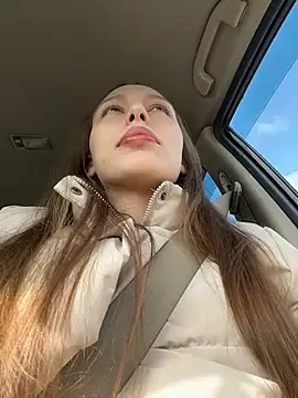 LeiaMood online show from March 18, 2026, 5:10 am