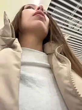 LeiaMood online show from February 13, 2026, 5:18 am