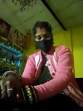 Pooja rathor online show from January 15, 2026, 3:37 pm