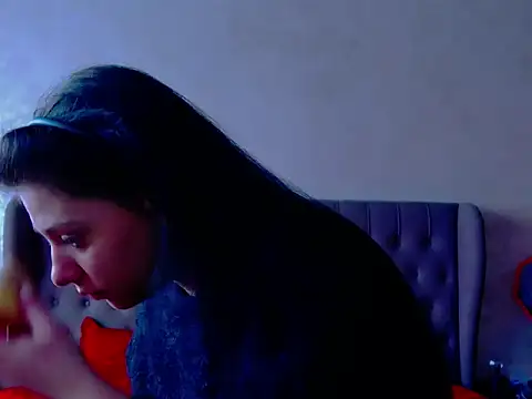 Snapshot of MaddyAllure chatting on February 22, 2026, 6:27 am MaddyAllure online show from February 22, 2026, 6:27 am