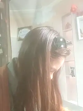 jjennyyy online show from March 19, 2026, 4:45 am