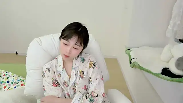 Onefiona online show from March 22, 2026, 10:22 pm