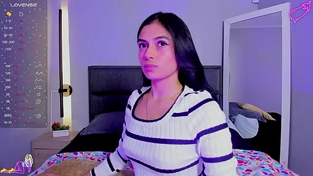 lilith petit  online show from March 4, 2026, 1:08 pm