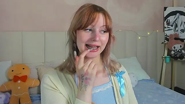 Snapshot of AdeleSilvy chatting on July 1, 2026, 1:50 am AdeleSilvy online show from July 1, 2026, 1:50 am