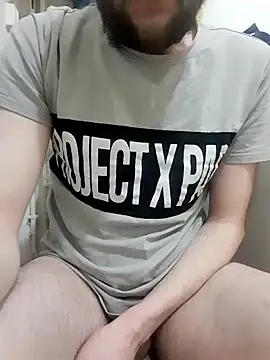 Snapshot of 80julien chatting on February 15, 2026, 9:52 am 80julien online show from February 15, 2026, 9:52 am