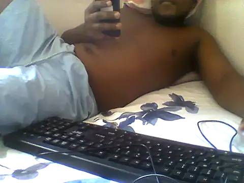 handsomeguy02 online show from May 21, 2026, 10:56 am