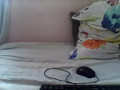 Snapshot of handsomeguy02 chatting on June 18, 2026, 12:54 pm handsomeguy02 online show from June 18, 2026, 12:54 pm