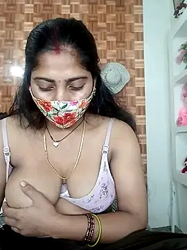 Angel eyes00 online show from April 6, 2026, 5:14 pm