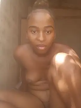 Snapshot of Princess2002Electron chatting on February 1, 2026, 7:50 am Princess2002Electron online show from February 1, 2026, 7:50 am